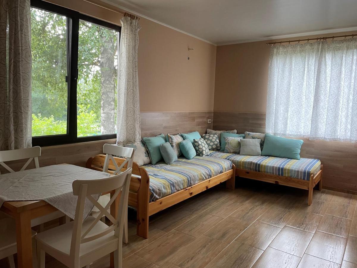 Vila Комплекс Омайник Kalofer Exteriér fotografie